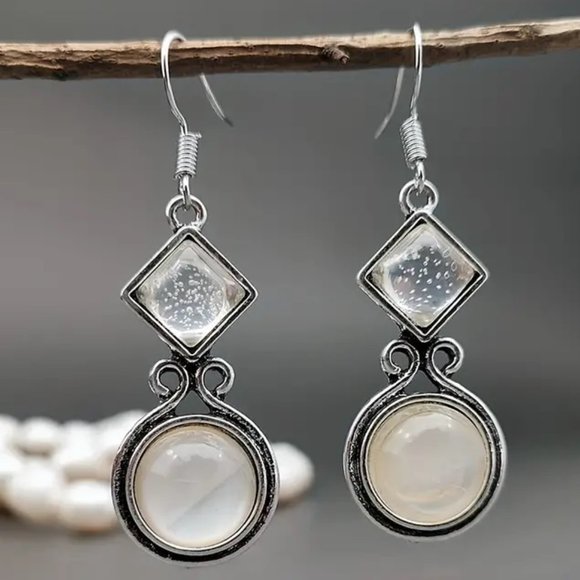 925 Siler Plated Creative Retro Thai Silver Moonstone Long Dangle Earrings - NEW - Picture 1 of 4